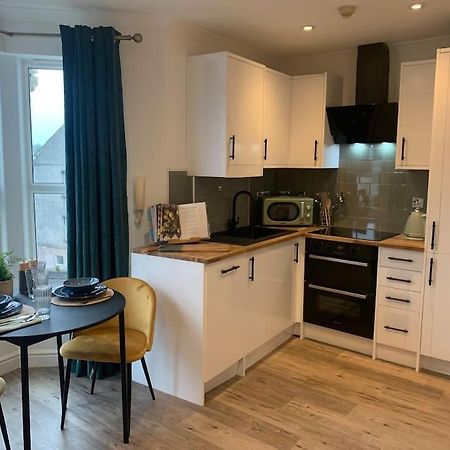 Alto - Lovely 2 Bedroom Serviced Apartment Bristol By Mint Stays Dış mekan fotoğraf